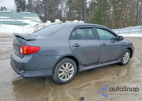 2010 Toyota Corolla Base z USA, uszkodzony, nr VIN 2T1BU4EE8AC510953